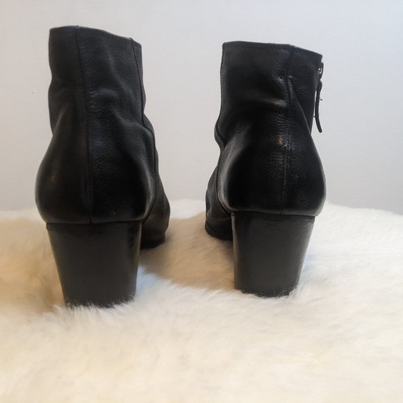Cute leather BP ankle boots - Picture 4 of 4